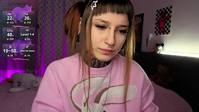 Snapshot of LilithPoison chatting on 11-26-25, 06:08 LilithPoison online show from 11-26-25, 06:08