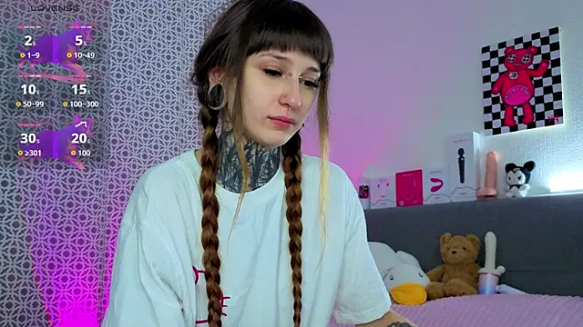 LilithPoison online show from 03-13-26, 06:13