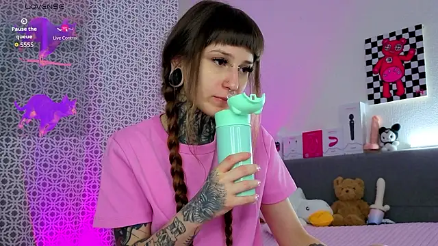 LilithPoison online show from 02-26-26, 06:08