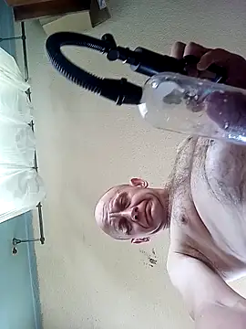 Snapshot of Jarektchurzewski chatting on 05-10-26, 01:57 Jarektchurzewski online show from 05-10-26, 01:57