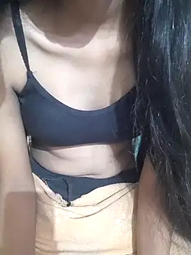 Snapshot of Pihu-satr78 chatting on 10-15-25, 01:48 Pihu-satr78 online show from 10-15-25, 01:48