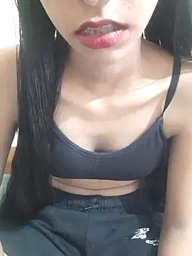 Snapshot of Pihu-satr78 chatting on 10-11-25, 06:03 Pihu-satr78 online show from 10-11-25, 06:03