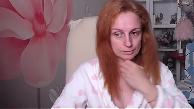 Snapshot of Venus_love1 chatting on 05-15-26, 05:44 Venus love1 online show from 05-15-26, 05:44
