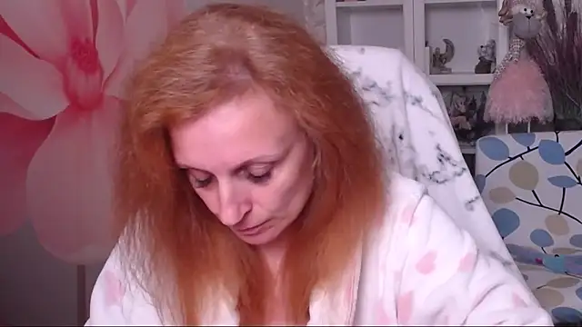 Snapshot of Venus_love1 chatting on 04-30-26, 04:58 Venus love1 online show from 04-30-26, 04:58