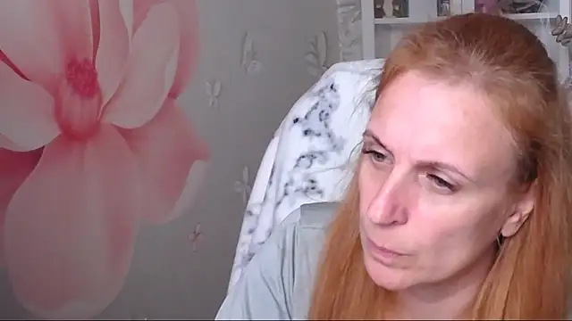 Snapshot of Venus_love1 chatting on 10-15-25, 03:53 Venus love1 online show from 10-15-25, 03:53