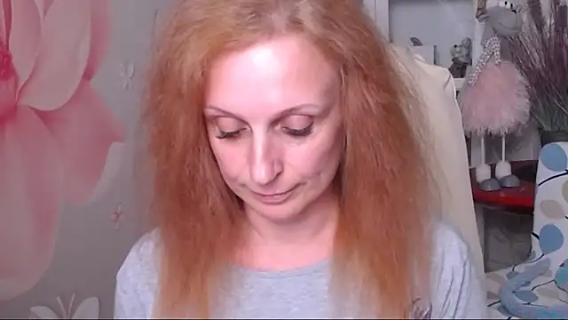 Snapshot of Venus_love1 chatting on 05-31-26, 04:57 Venus love1 online show from 05-31-26, 04:57