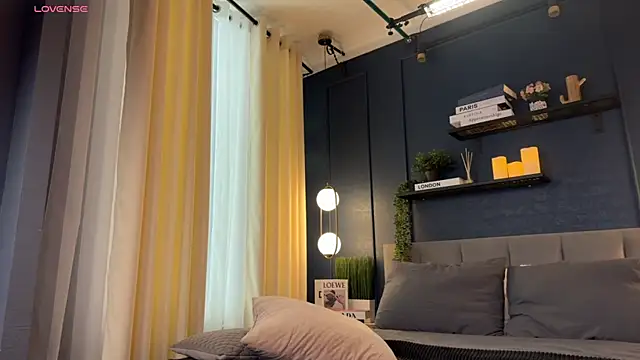 AdriaNochi online show from 04-10-26, 07:15