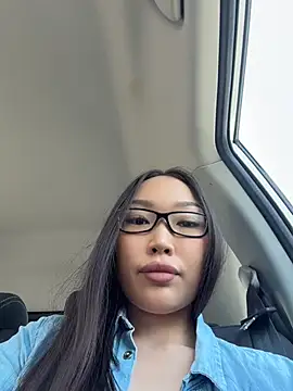 Snapshot of AdriaNochi chatting on 07-11-26, 10:15 AdriaNochi online show from 07-11-26, 10:15