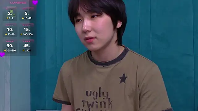 HeejinWang online show from 04-13-26, 03:43