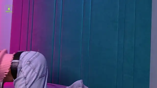 HeejinWang online show from 09-28-25, 08:16