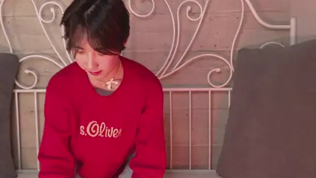 HeejinWang online show from 10-02-25, 04:21