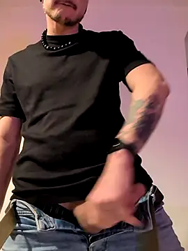 cruiserpup online show from 12-15-25, 06:47