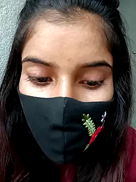 Snapshot of Aaisha-16 chatting on 10-08-25, 01:51 Aaisha-16 online show from 10-08-25, 01:51