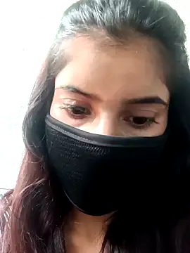 Snapshot of Aaisha-16 chatting on 10-05-25, 01:18 Aaisha-16 online show from 10-05-25, 01:18