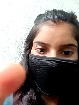 Snapshot of Aaisha-16 chatting on 10-03-25, 01:42 Aaisha-16 online show from 10-03-25, 01:42