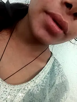 Aaisha-16 online show from 04-04-26, 04:08