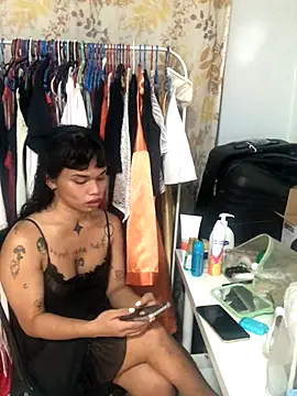 estradiolist online show from 10-21-25, 12:26