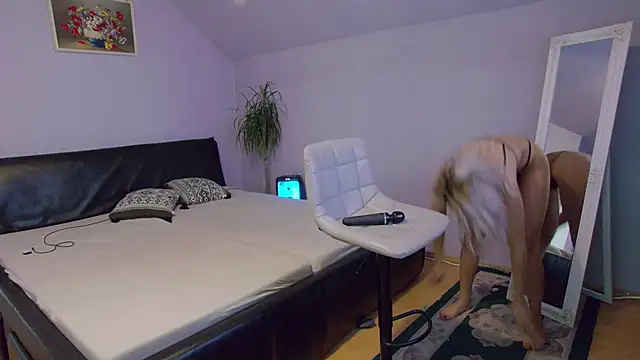 LustfulSin  online show from 11-03-25, 07:24