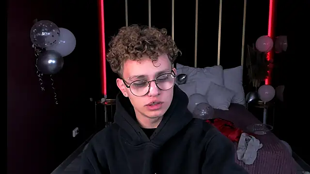 NathanCurl online show from 10-21-25, 07:35