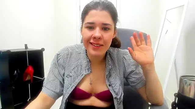 Joannia online show from 02-11-26, 09:09