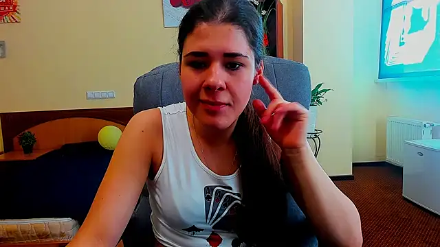 Joannia online show from 10-29-25, 08:13