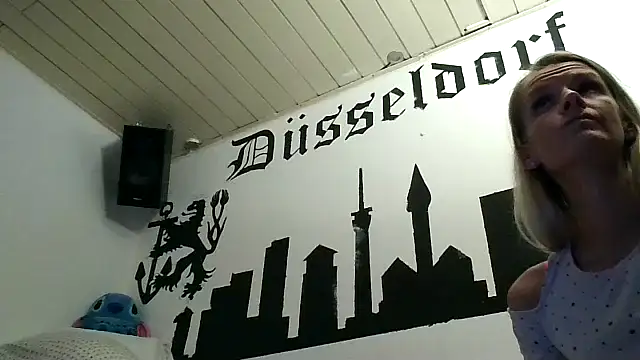 Dark666Sunshine online show from 11-16-25, 04:23