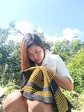 Snapshot of Siathong chatting on 10-10-25, 03:18 Siathong online show from 10-10-25, 03:18