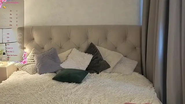 Gentle Ariel online show from 02-25-26, 02:34