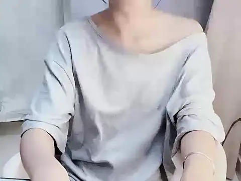 Seradang online show from 04-17-26, 03:04