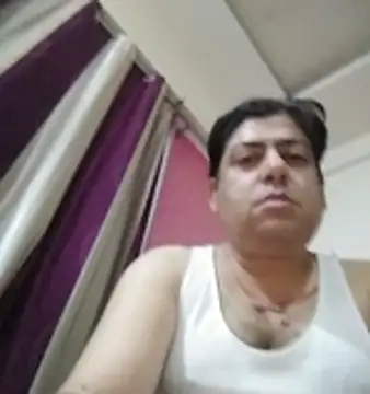 Snapshot of Love40777 chatting on 05-24-26, 07:25 Love40777 online show from 05-24-26, 07:25