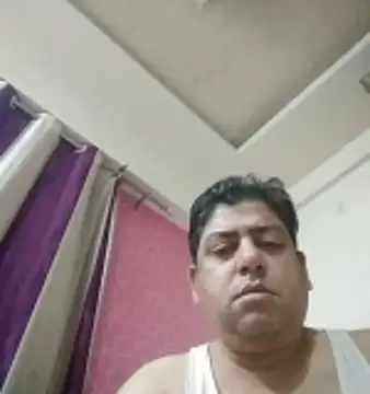 Snapshot of Love40777 chatting on 06-17-26, 05:34 Love40777 online show from 06-17-26, 05:34