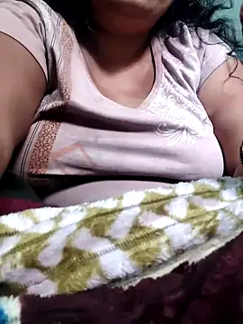 Snapshot of Mmm143 chatting on 03-02-26, 03:07 Mmm143 online show from 03-02-26, 03:07