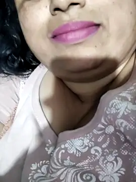 Snapshot of Mmm143 chatting on 02-06-26, 06:26 Mmm143 online show from 02-06-26, 06:26