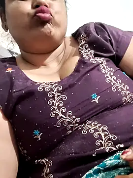 Snapshot of Mmm143 chatting on 03-03-26, 08:54 Mmm143 online show from 03-03-26, 08:54