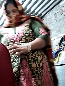 Mmm143 online show from 12-18-25, 04:39