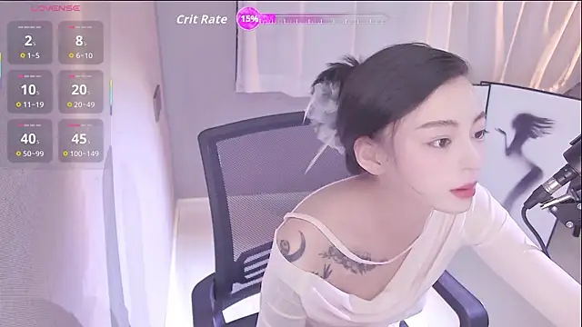 Snapshot of lulu5211 chatting on 10-06-25, 03:13 lulu5211 online show from 10-06-25, 03:13