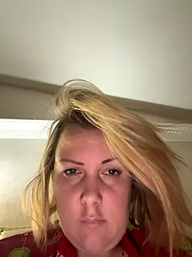 Piccolamonella29 online show from 11-23-25, 10:36