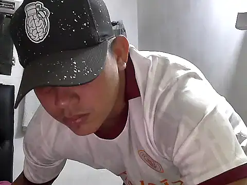 Alex man23 online show from 12-05-25, 08:06