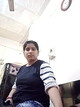 aliya-jaan71 online show from 11-12-25, 05:33