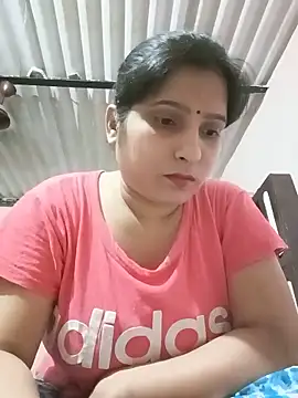 Snapshot of aliya-jaan71 chatting on 06-06-26, 04:01 aliya-jaan71 online show from 06-06-26, 04:01