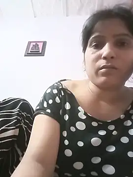 Snapshot of aliya-jaan71 chatting on 06-01-26, 10:48 aliya-jaan71 online show from 06-01-26, 10:48