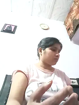 aliya-jaan71 online show from 04-10-26, 08:32