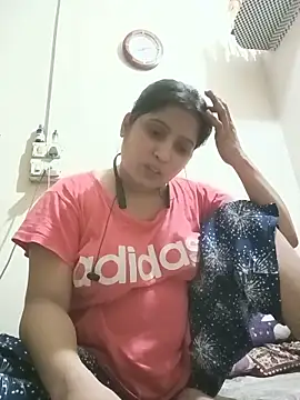 Snapshot of aliya-jaan71 chatting on 06-03-26, 02:44 aliya-jaan71 online show from 06-03-26, 02:44