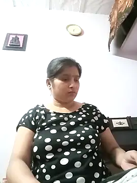 Snapshot of aliya-jaan71 chatting on 05-11-26, 12:39 aliya-jaan71 online show from 05-11-26, 12:39