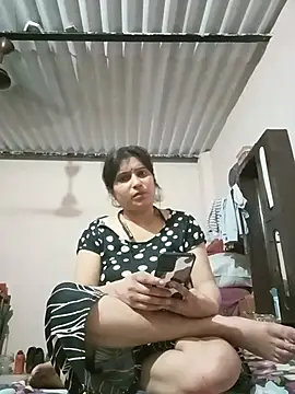 Snapshot of aliya-jaan71 chatting on 06-04-26, 10:03 aliya-jaan71 online show from 06-04-26, 10:03