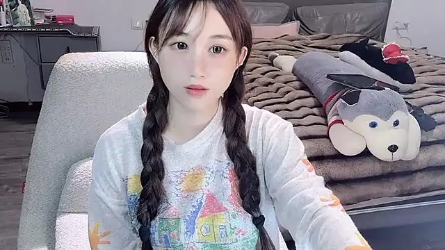 Snapshot of naiyaomeimei chatting on 11-04-25, 12:36 naiyaomeimei online show from 11-04-25, 12:36