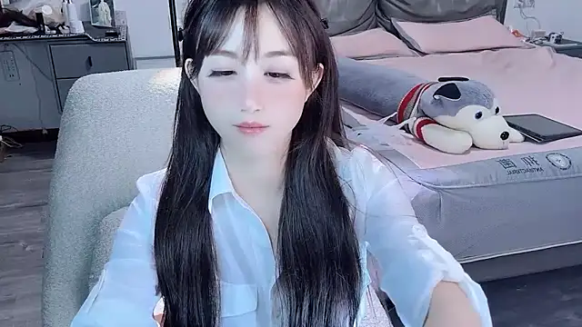 Snapshot of naiyaomeimei chatting on 09-23-25, 04:25 naiyaomeimei online show from 09-23-25, 04:25