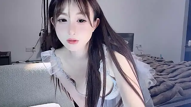 Snapshot of naiyaomeimei chatting on 10-24-25, 02:49 naiyaomeimei online show from 10-24-25, 02:49