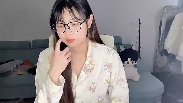 Akong11 online show from 03-17-26, 05:54