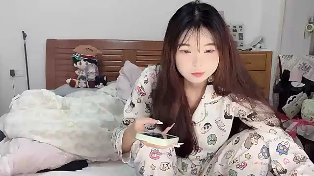 Akong11 online show from 10-04-25, 06:42